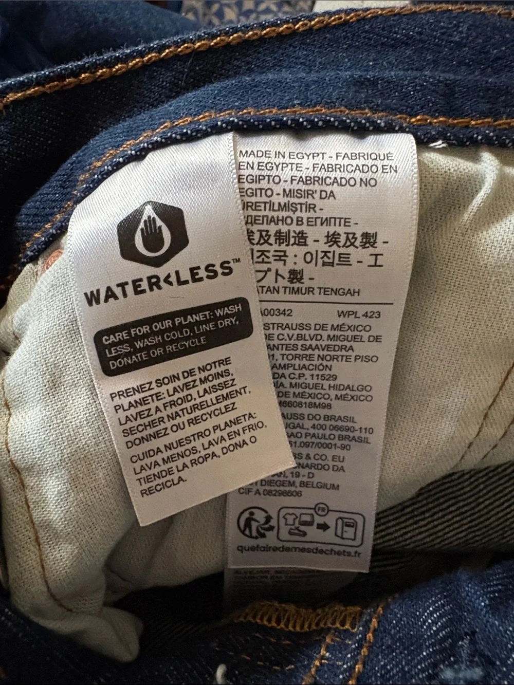 Levi's Dark Blue Straight Men’s Jeans with Signature Back Pocket